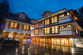 Hotels in Devikulam